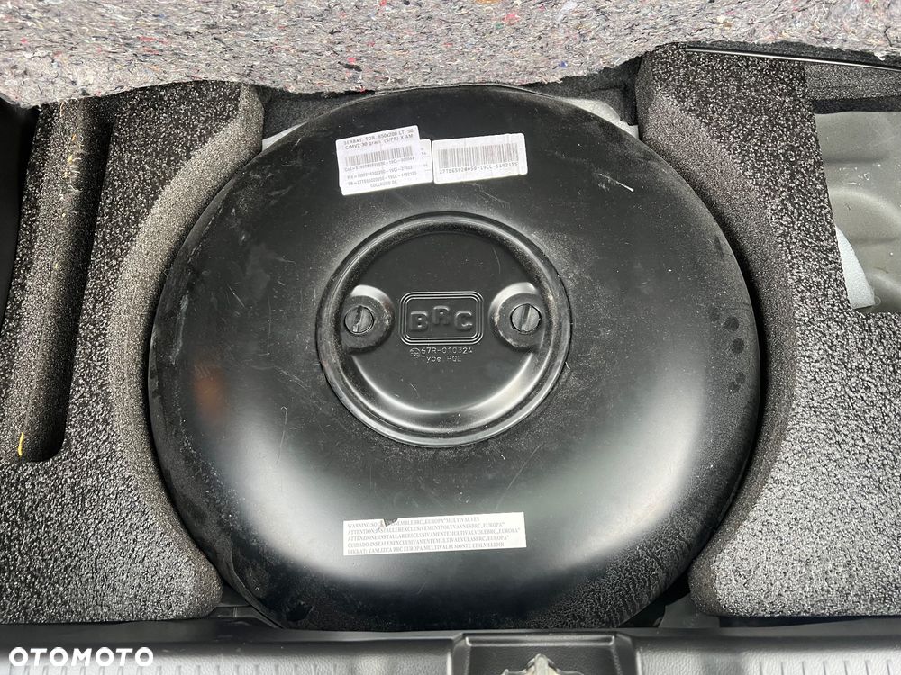 Suzuki Swift 1.2 Premium Plus - 30