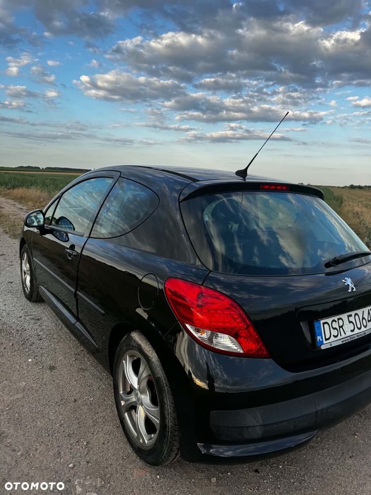 Peugeot 207 1.4 Trendy - 6