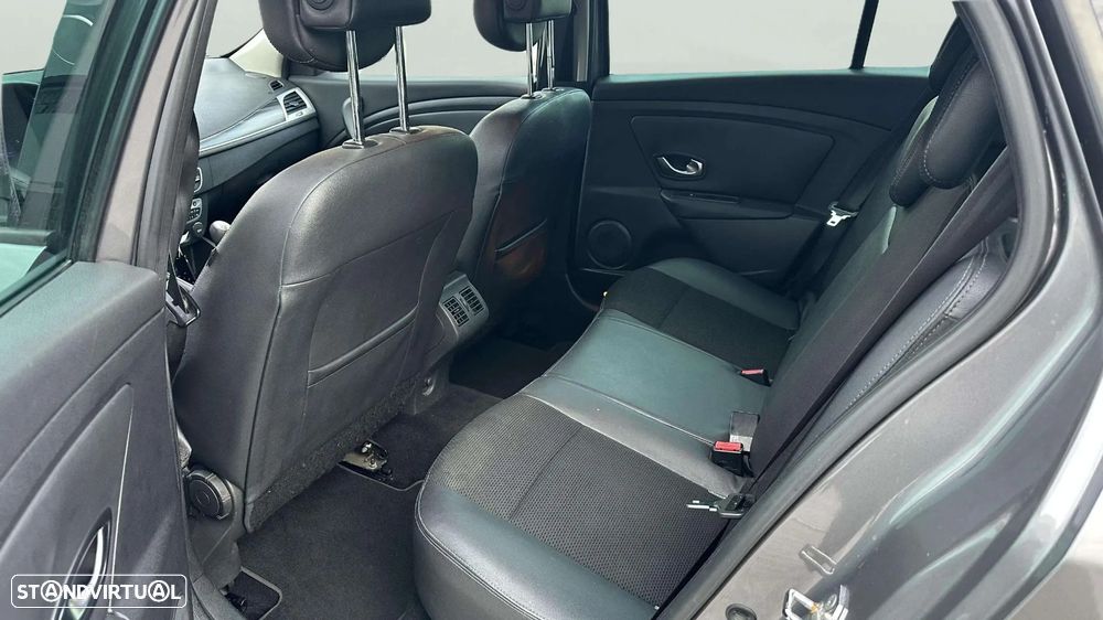 Renault Mégane Sport Tourer 1.5 dCi Dynamique S - 9