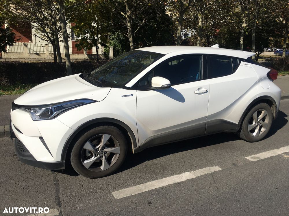 Toyota C-HR 1.8 HSD 4x2 CVT C-ult - 2