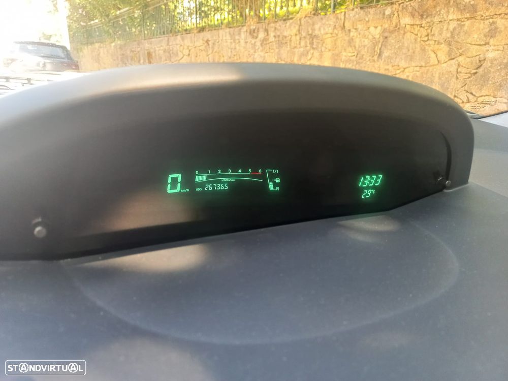 Toyota Yaris 1.4 D-4D Motion - 4