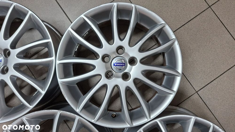 Felgi Aluminiowe 17 Volvo S40 V50 C30 5x108 ET 52.5 - 8