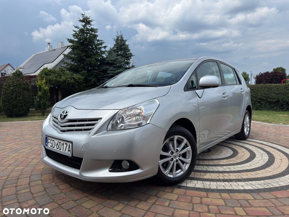 Toyota Verso - 3