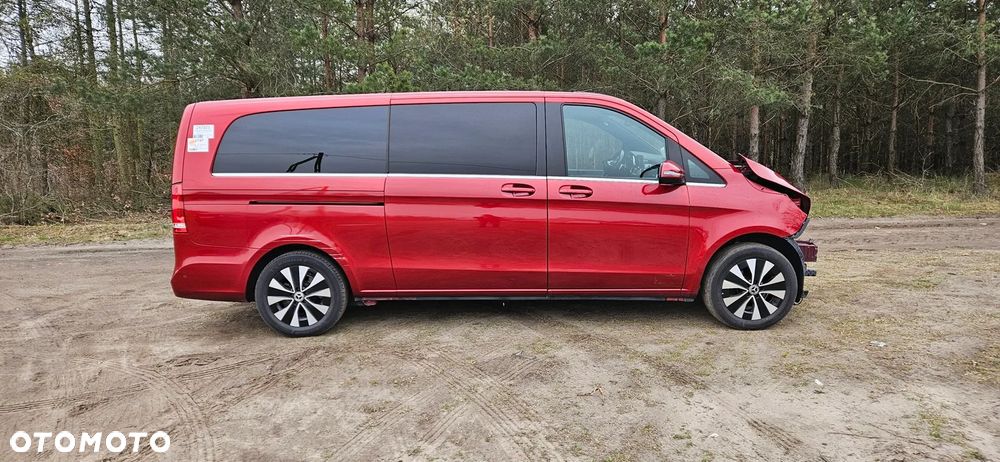 Mercedes-Benz Klasa V - 2