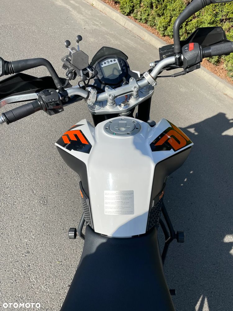 KTM Duke 125 - 11
