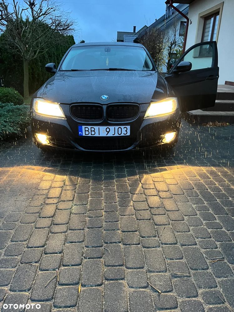 BMW Seria 3 320d Efficient Dynamics - 8