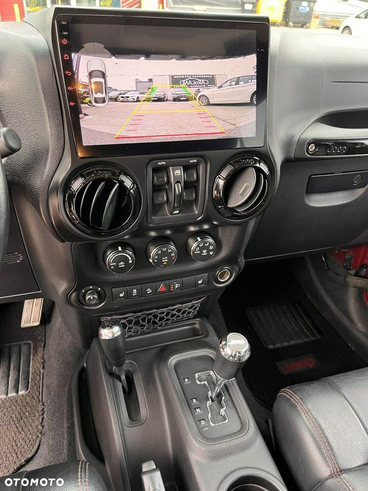 Jeep Wrangler - 18