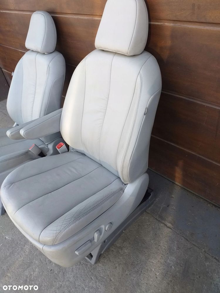 TOYOTA SIENNA fotel przód lewy skóra XLE - 4
