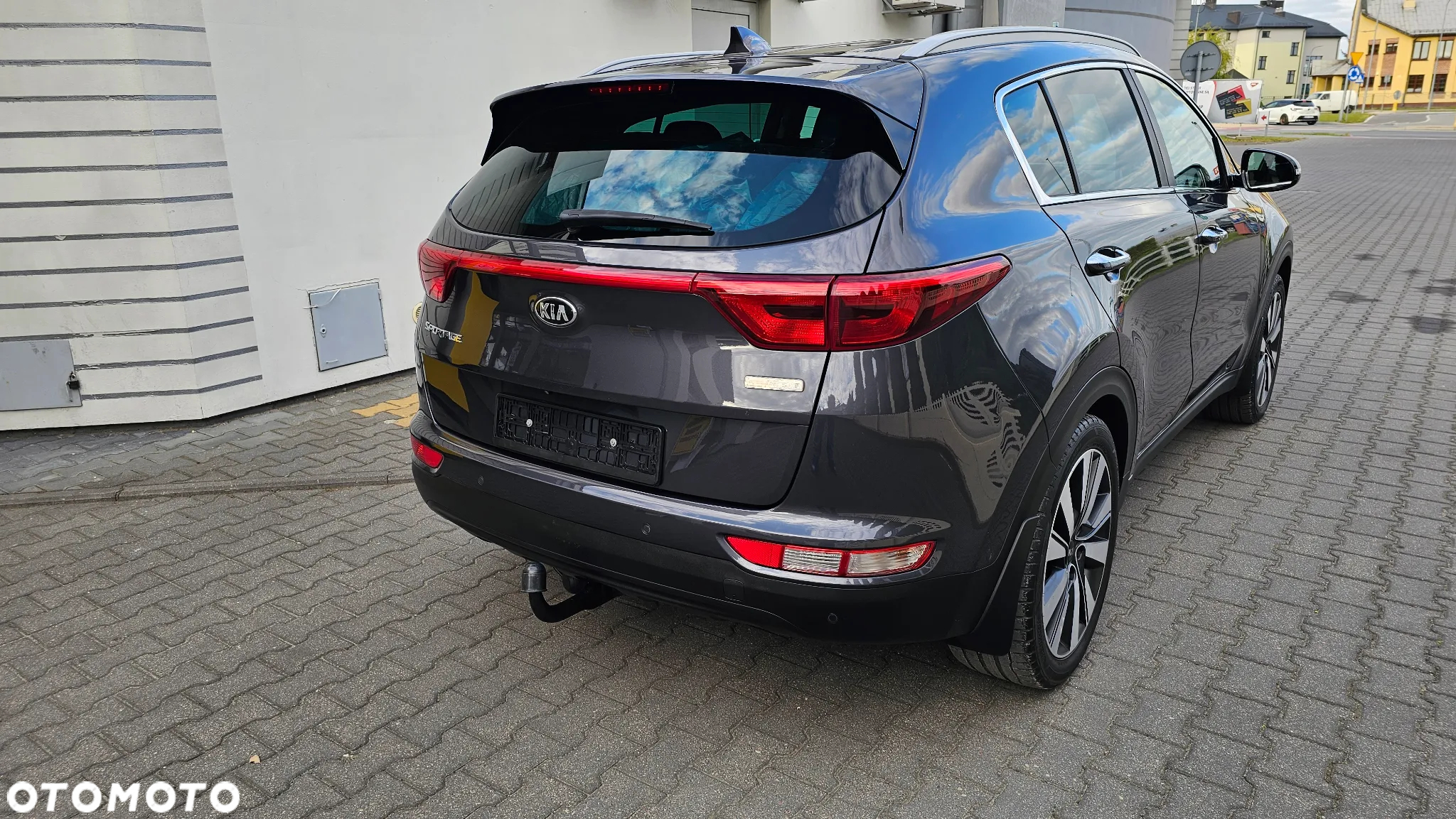 Kia Sportage 1.7 CRDI 2WD Dream-Team Edition - 10
