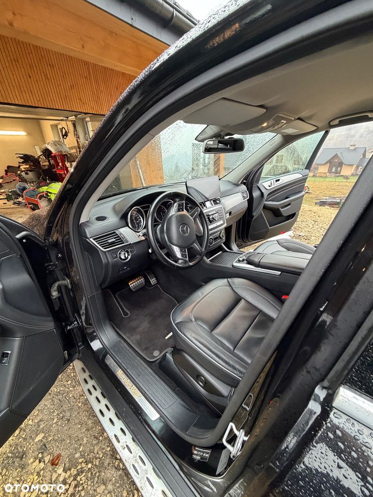 Mercedes-Benz ML 350 BlueTEC 4-Matic - 15