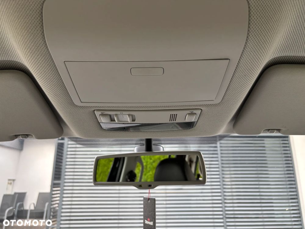 Volkswagen Amarok 2.0 BiTDI Autm Canyon - 21