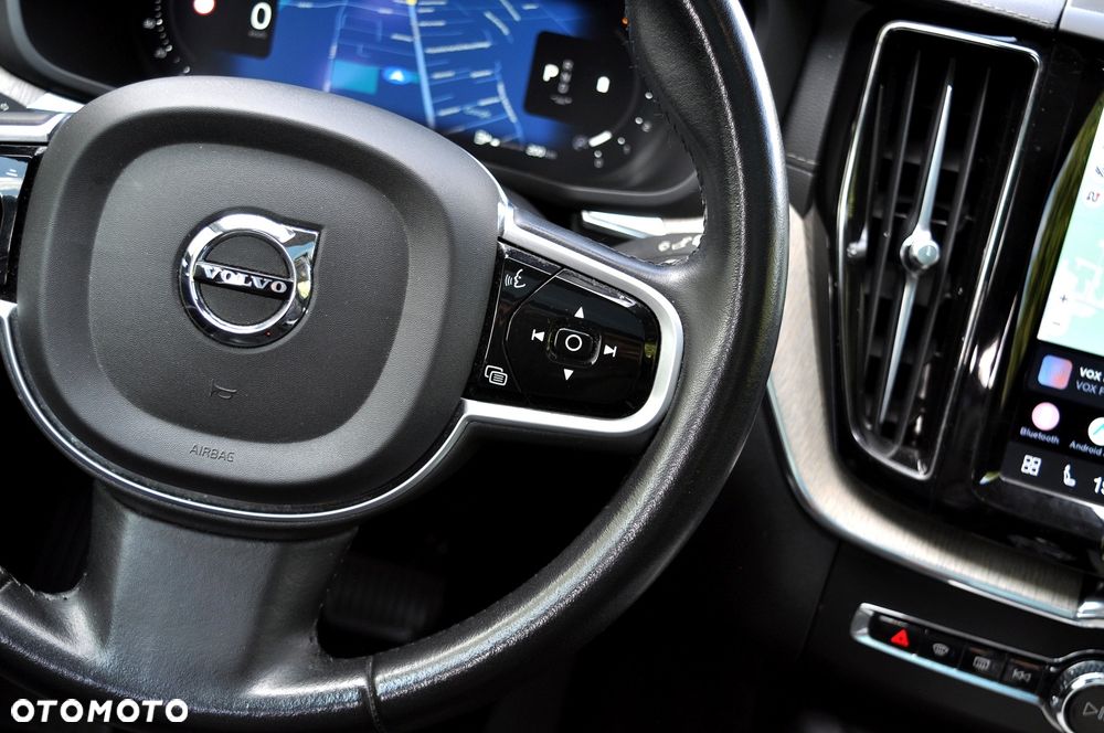 Volvo XC 60 - 21