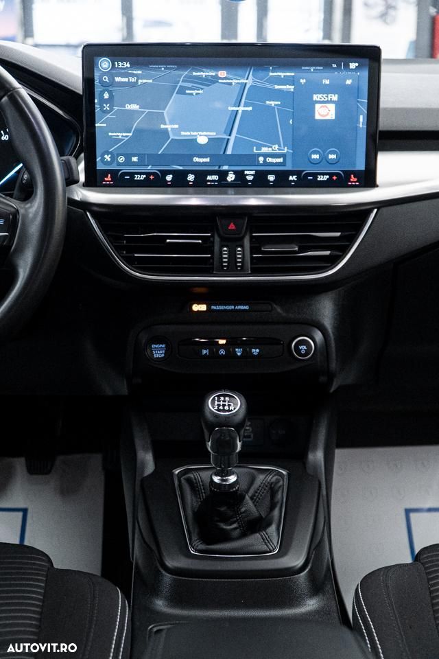 Ford Focus 1.0 EcoBoost Titanium - 4
