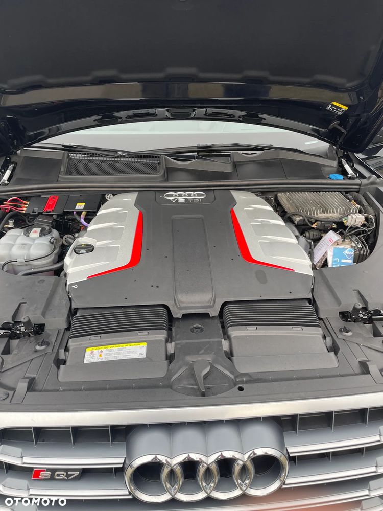 Audi SQ7 - 25