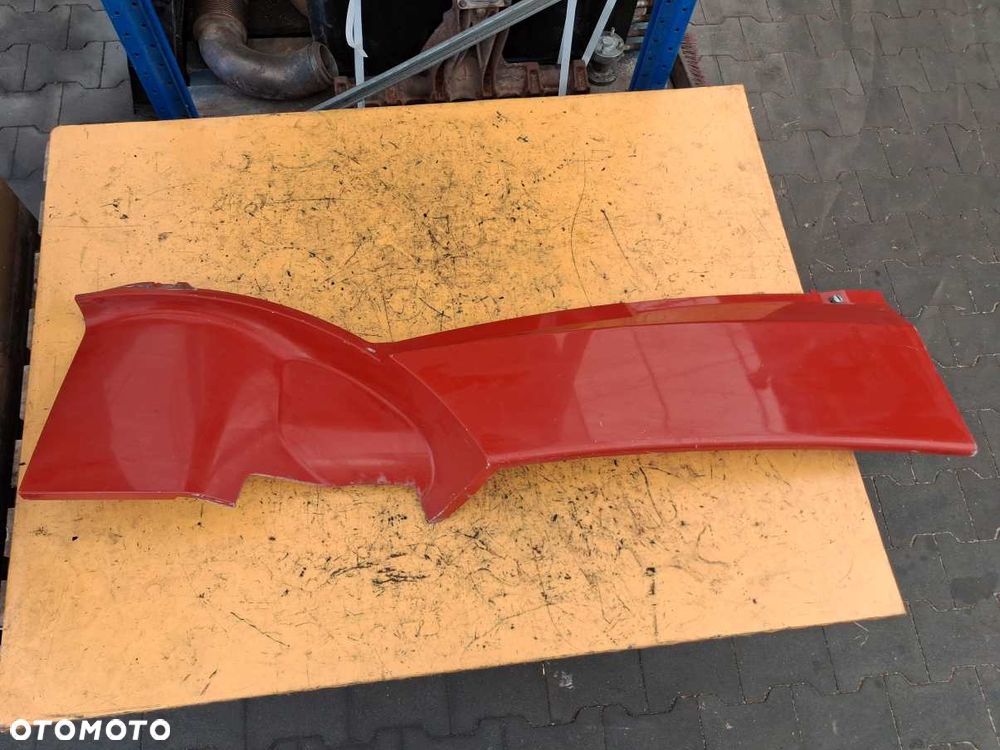 Panel maski lewy Case Puma 185 - 1