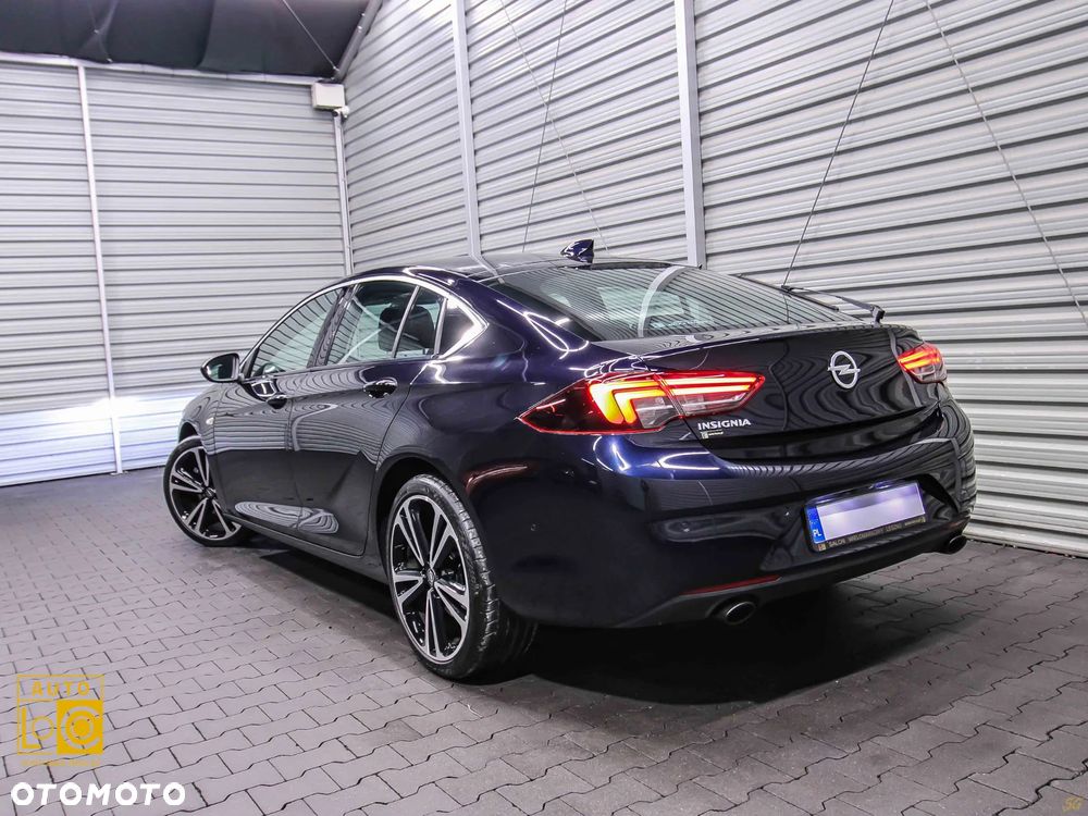 Opel Insignia 2.0 BiTrb D 4x4 Automatik Exclusive - 4