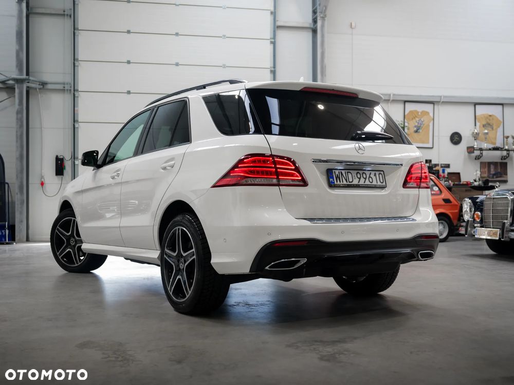 Mercedes-Benz GLE 250 d 4-Matic - 5