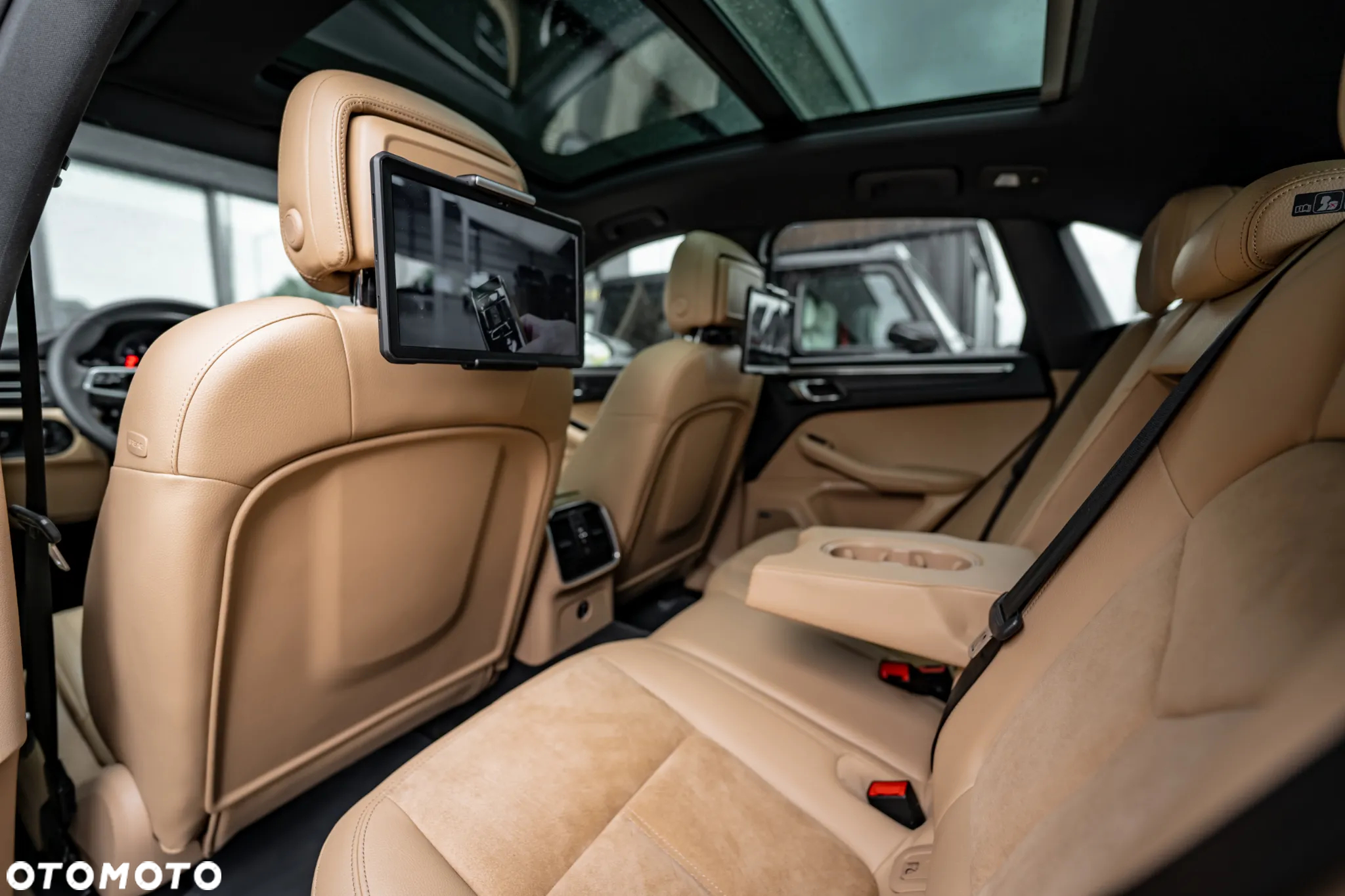 Porsche Macan - 33