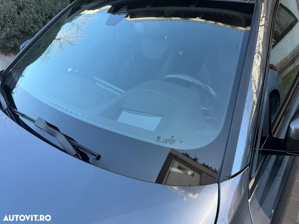 BMW Seria 3 320e Aut. M Sport - 24