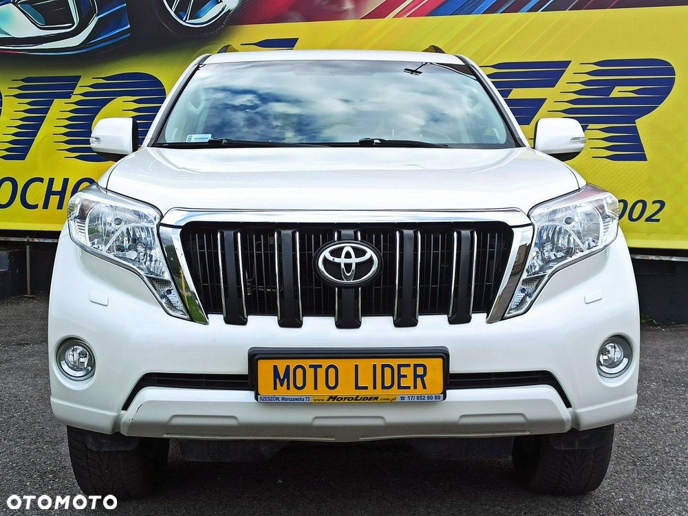 Toyota Land Cruiser - 2