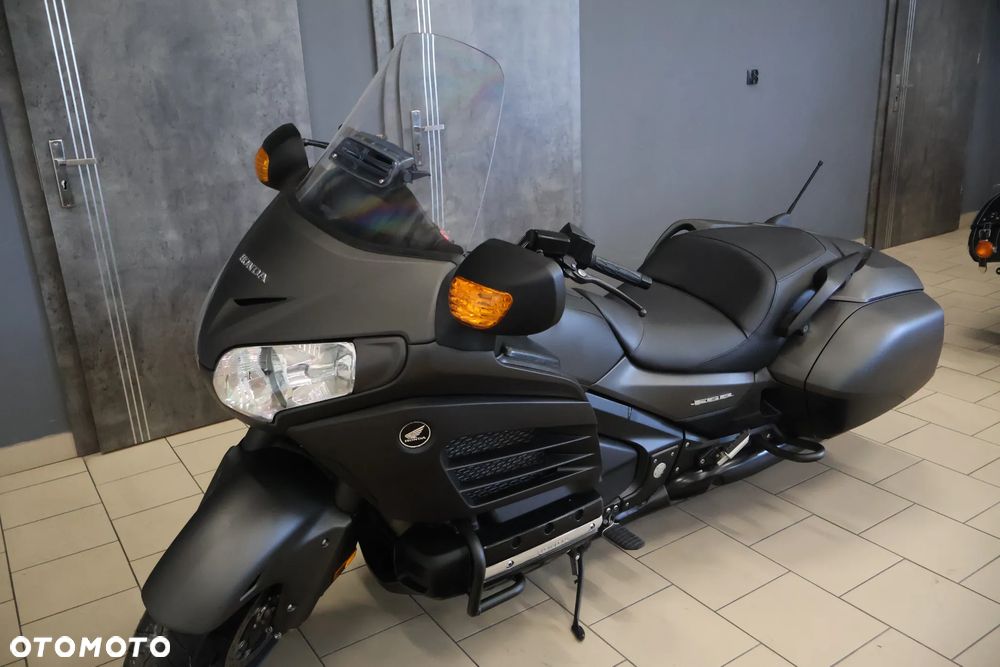 Honda GL - 19