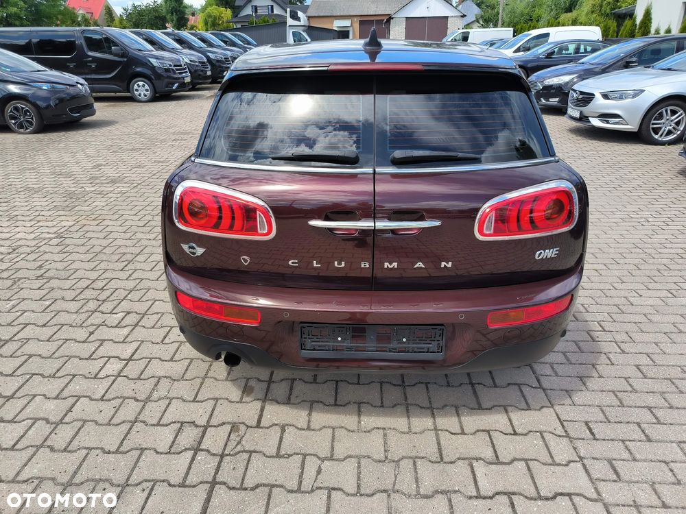MINI Clubman One Blackyard - 14