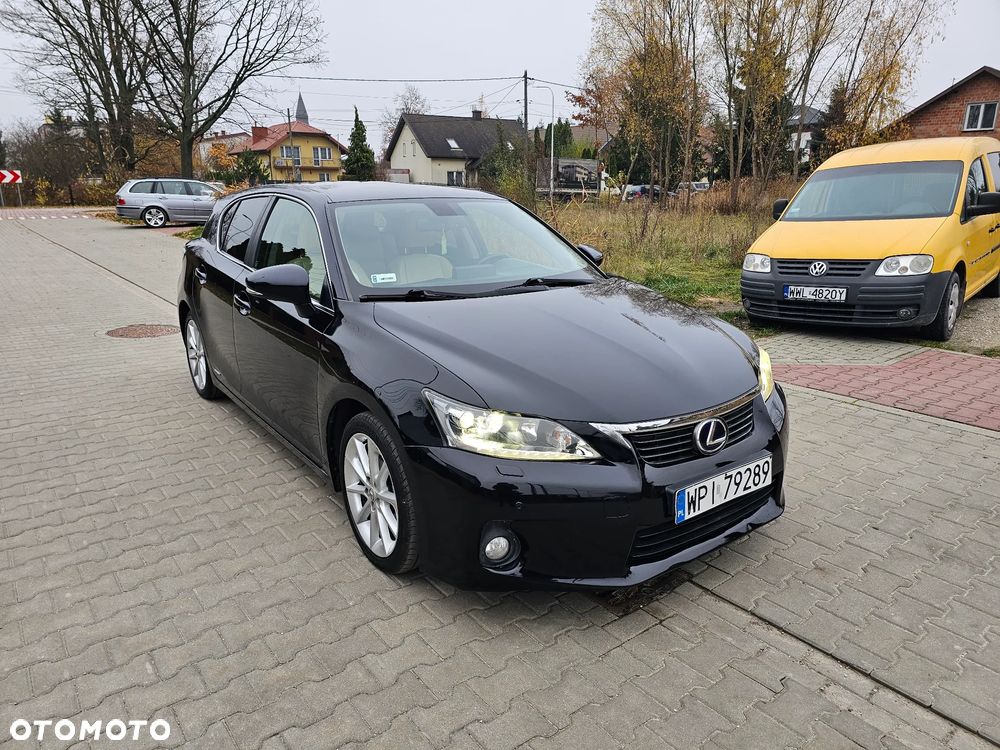 Lexus CT 200h Prestige - 2