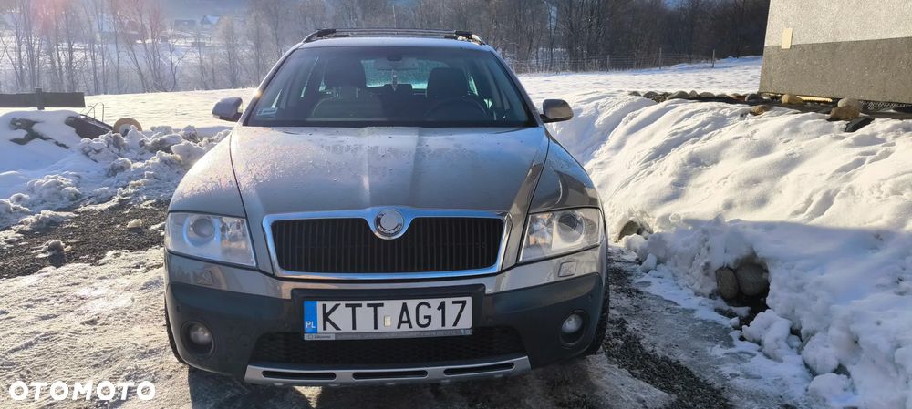 Skoda Octavia Scout 2.0 TDI DPF - 22