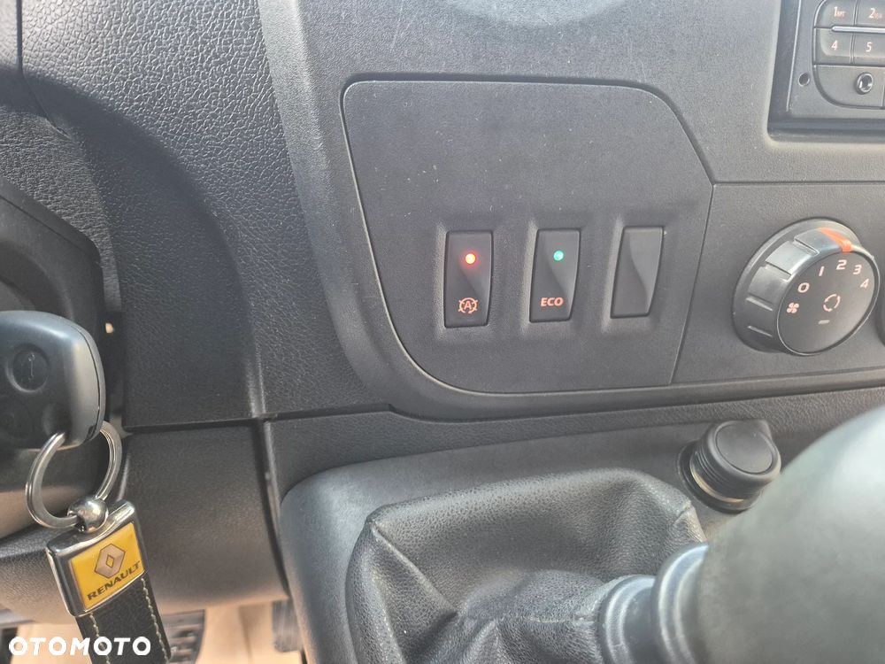 Renault Master - 20