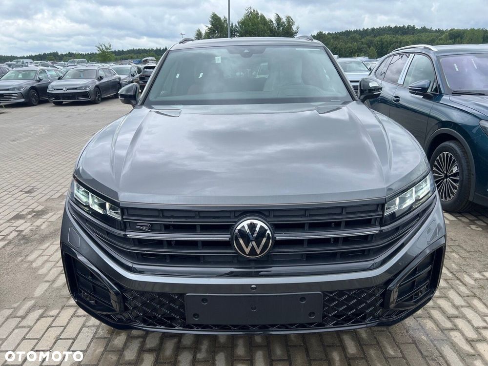 Volkswagen Touareg 3.0 V6 TDI 4Motion R-Line Final Edition - 3