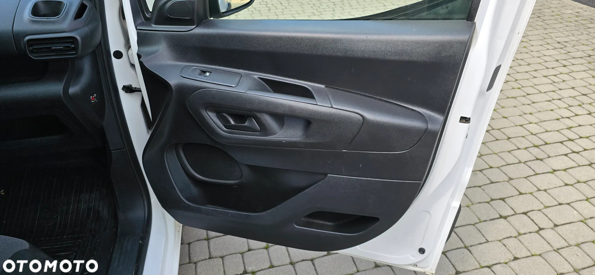Toyota ProAce Kombi 1.5 D-4D Compact 2,6t - 18