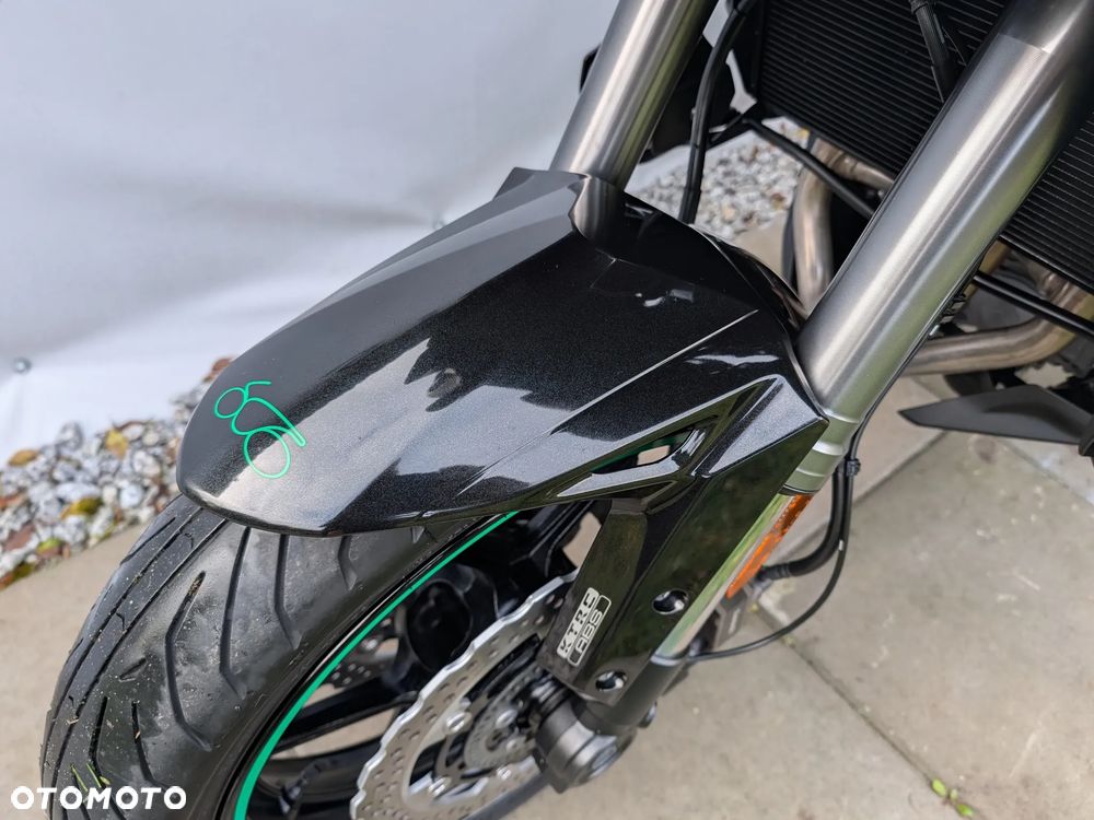 Kawasaki Versys 1000 - 24