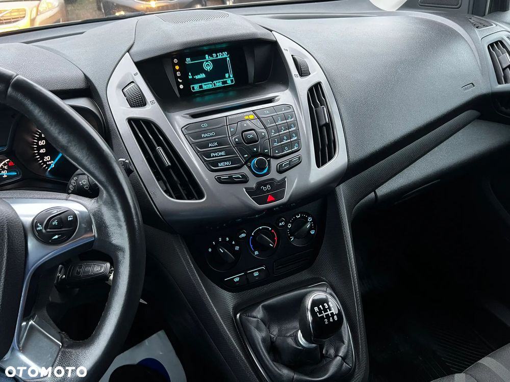 Ford Transit Connect - 15