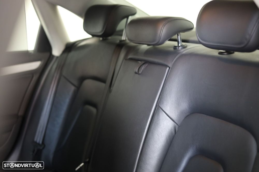 Audi A4 2.0 TDI - 14