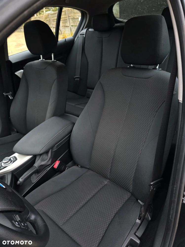 BMW Seria 1 118d Edition Metropolitan - 18