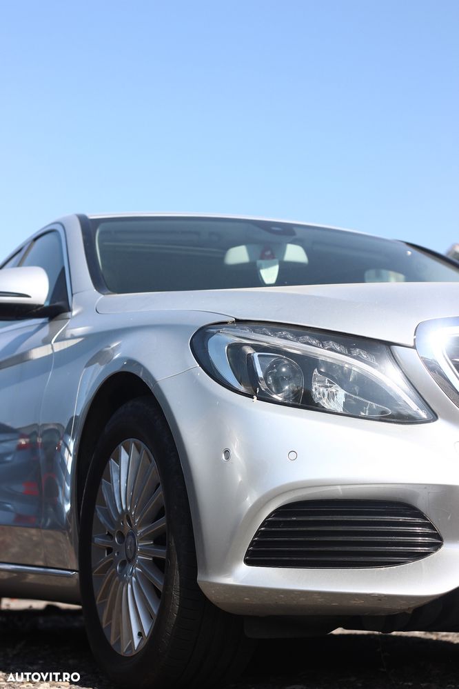 Mercedes-Benz C - 7