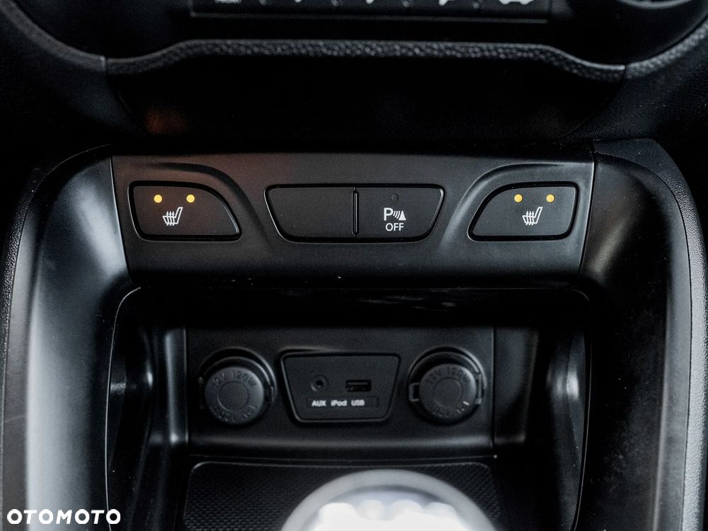 Hyundai ix35 1.6 GDI Premium 2WD - 24