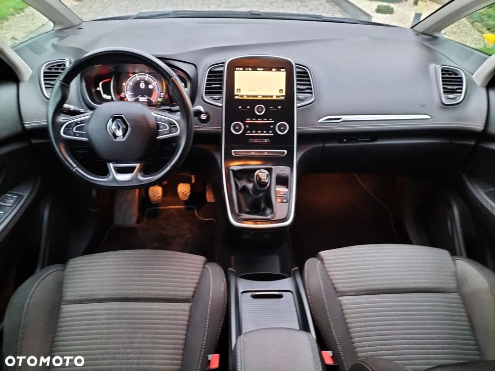 Renault Scenic ENERGY TCe 130 INTENS - 19