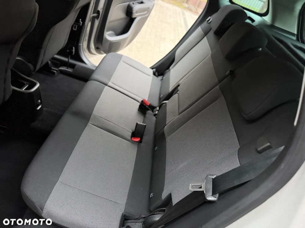Citroën C3 Aircross 1.2 PureTech Shine S&S - 23