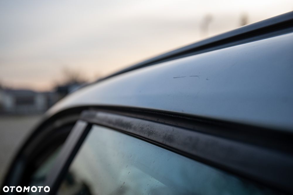 Opel Astra III 1.6 - 8