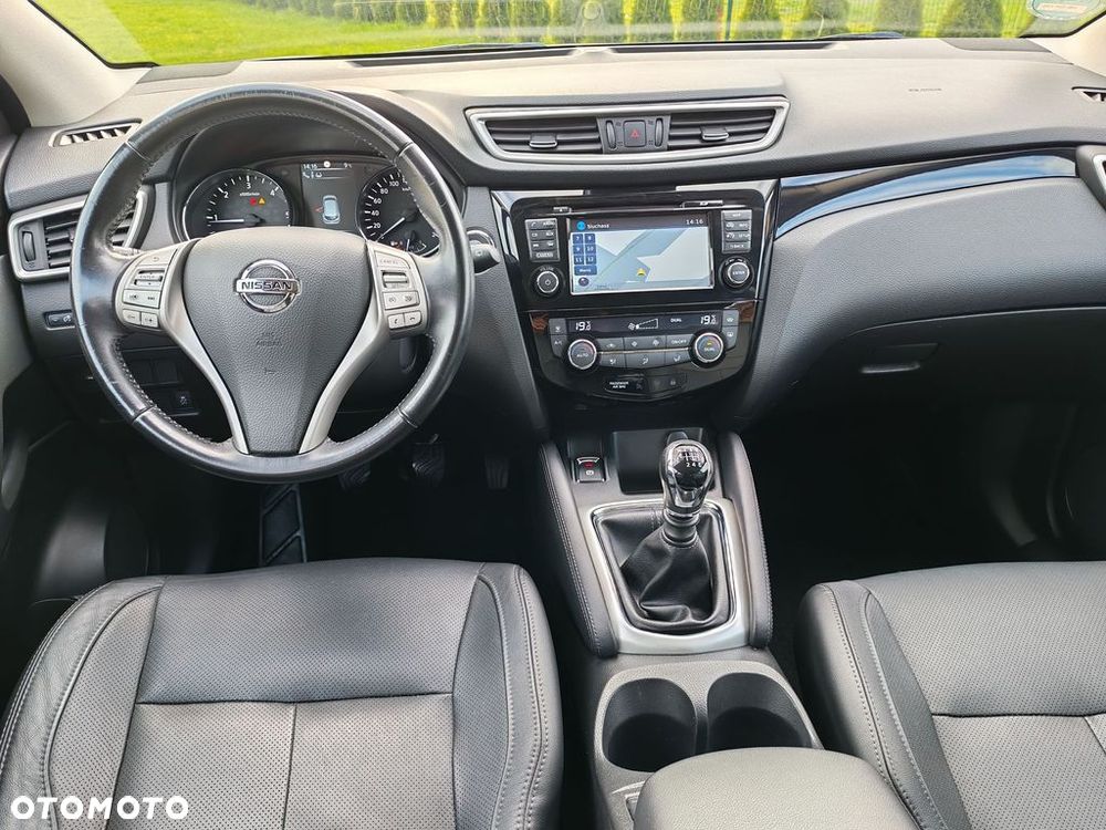 Nissan Qashqai 1.5 dCi DPF 360 - 17