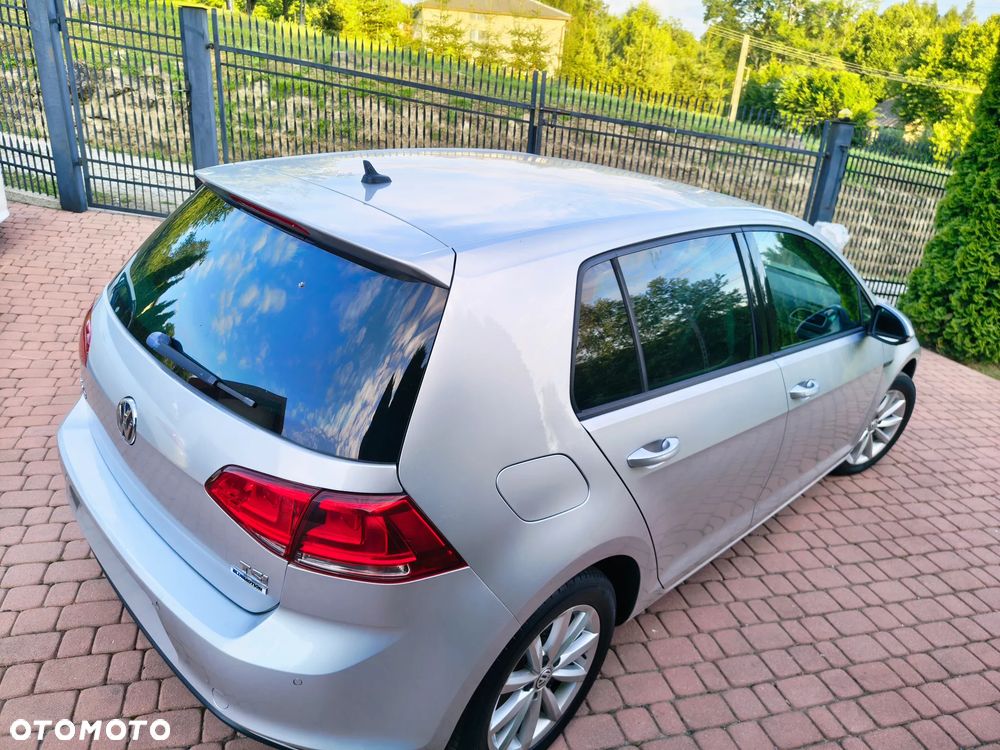 Volkswagen Golf 1.2 TSI BlueMotion Technology DSG Lounge - 20