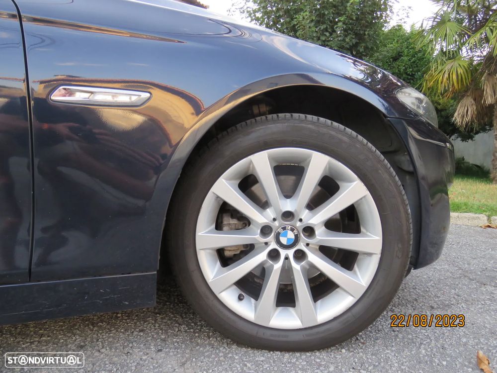 BMW 520 d Auto - 24