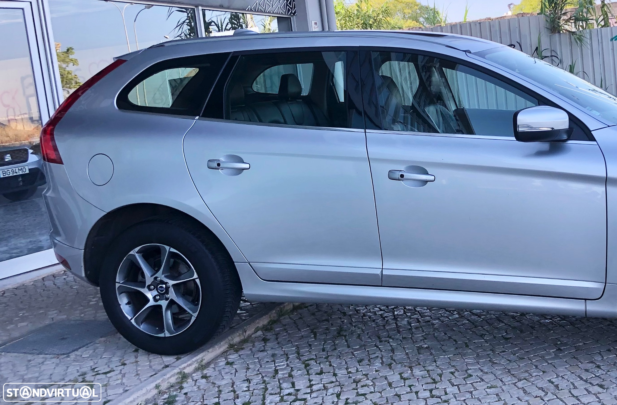 Volvo XC 60 2.0 D4 VOR Geartronic - 6