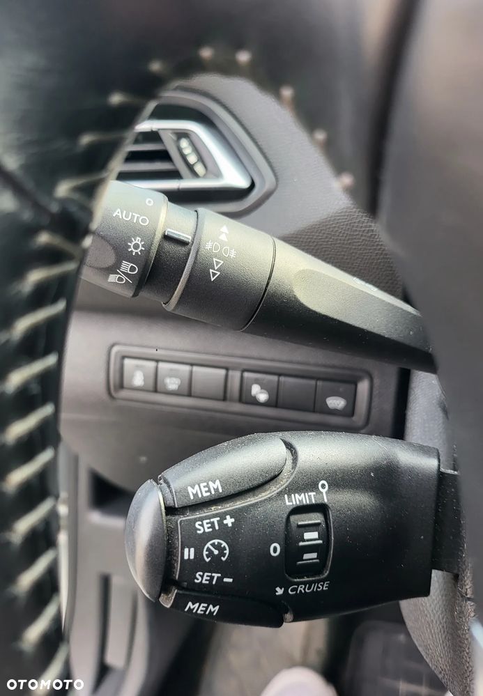 Peugeot 308 PureTech 130 EAT6 Stop & Start Allure - 16