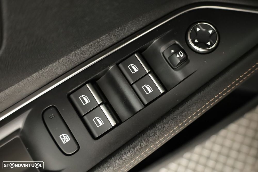 Peugeot 3008 1.2 PureTech GT EAT8 - 20