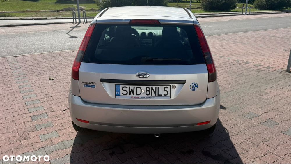 Ford Fiesta - 3