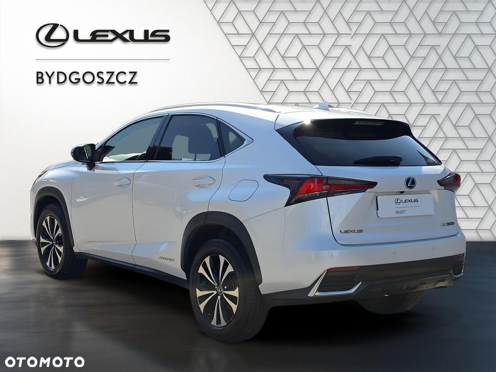 Lexus NX 300h F Impression AWD - 4