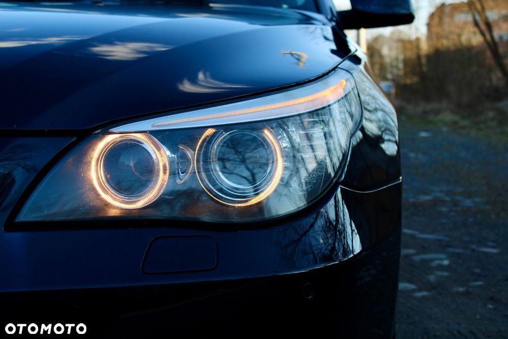 BMW Seria 5 520d Edition Exclusive - 27