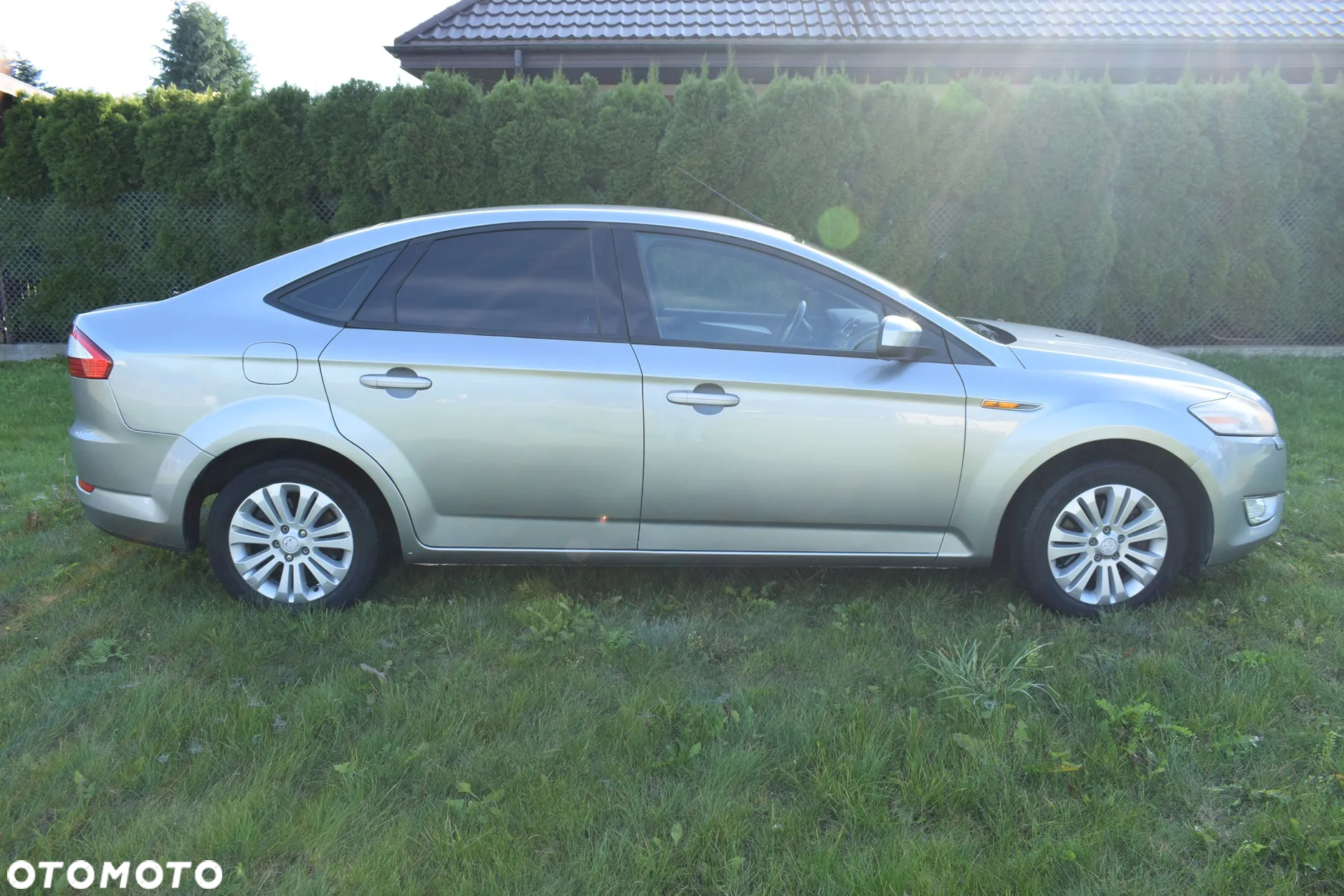 Ford Mondeo 1.6 Ambiente - 3